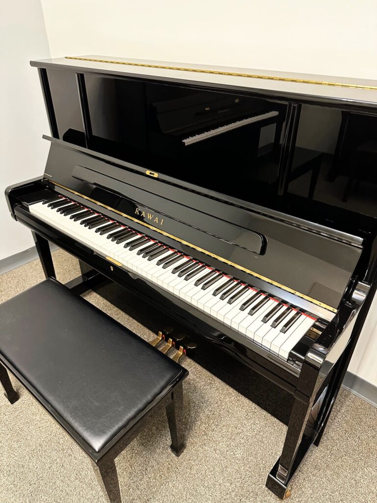 Full photo of the Used Kawai Upright K3